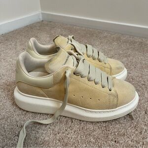 Women's Beige Sneakers